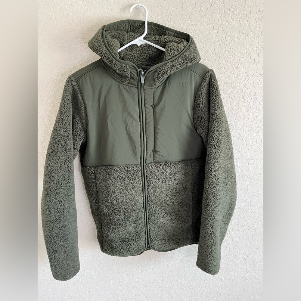 2 All in motion Boys fleece zipper jackets,ront left chest secrete zipper pocket